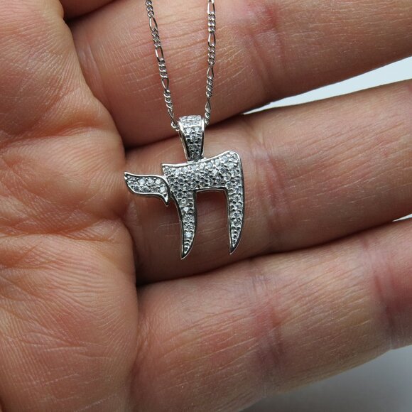 Sterling Silver Chai (Life) Pendant & Chain